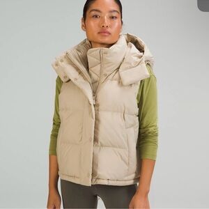 lululemon athletica Puffer Vest in Tan